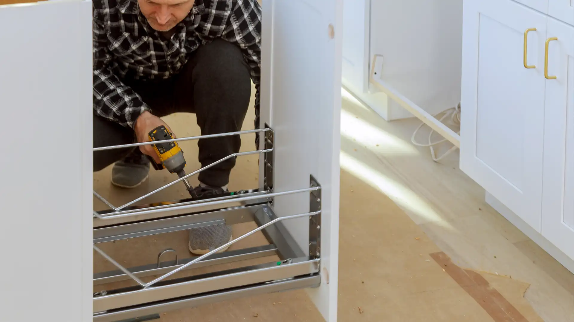 Kitchen cabinet installation